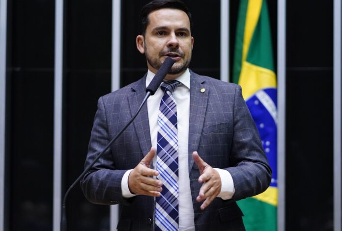 capitão alberto neto