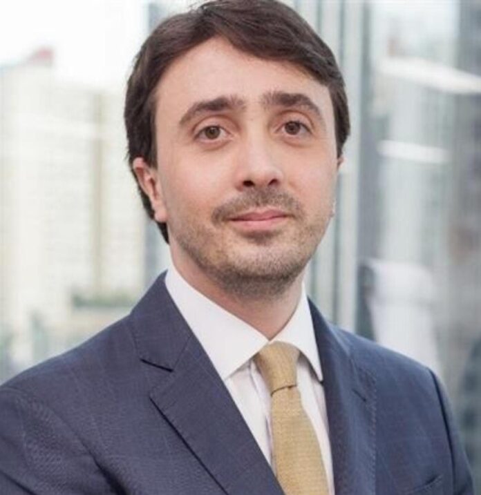 A Sociedade Civil que Não Espera o Poder Público